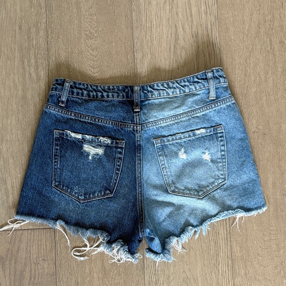Distressed Denim Shorts - Picture 5 of 7